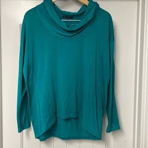 Chaus sport turquoise light sweater